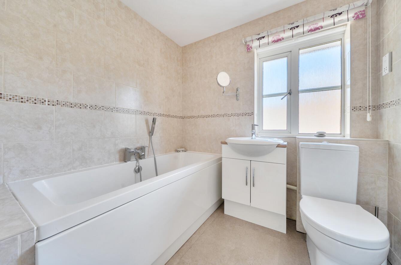 Ffordd Taliesin, Killay, Swansea, SA2 7DF